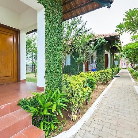 Hotel Riverside Resort And Spa Kumbakonam Ngoại thất bức ảnh