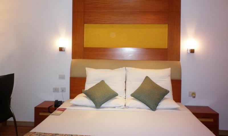 Hotel Riverside Resort And Spa Kumbakonam Ngoại thất bức ảnh