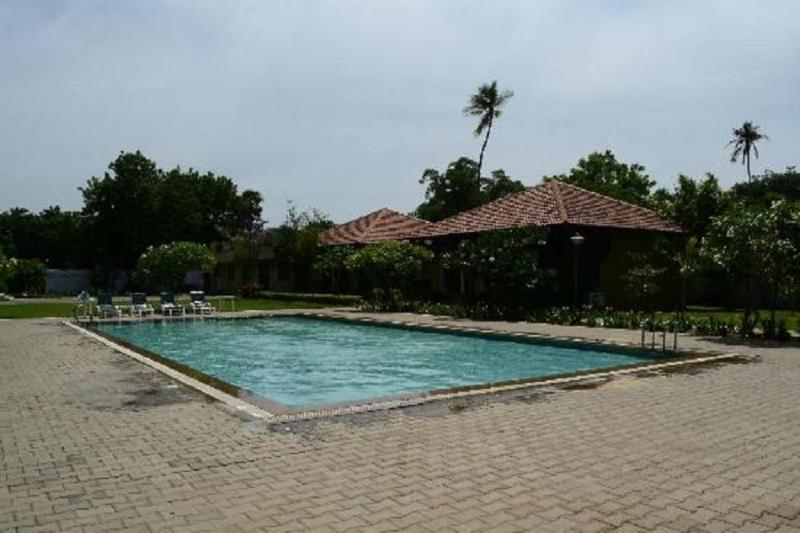 Hotel Riverside Resort And Spa Kumbakonam Ngoại thất bức ảnh